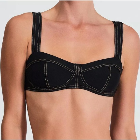 Devon Windsor - Picture 5 of 16